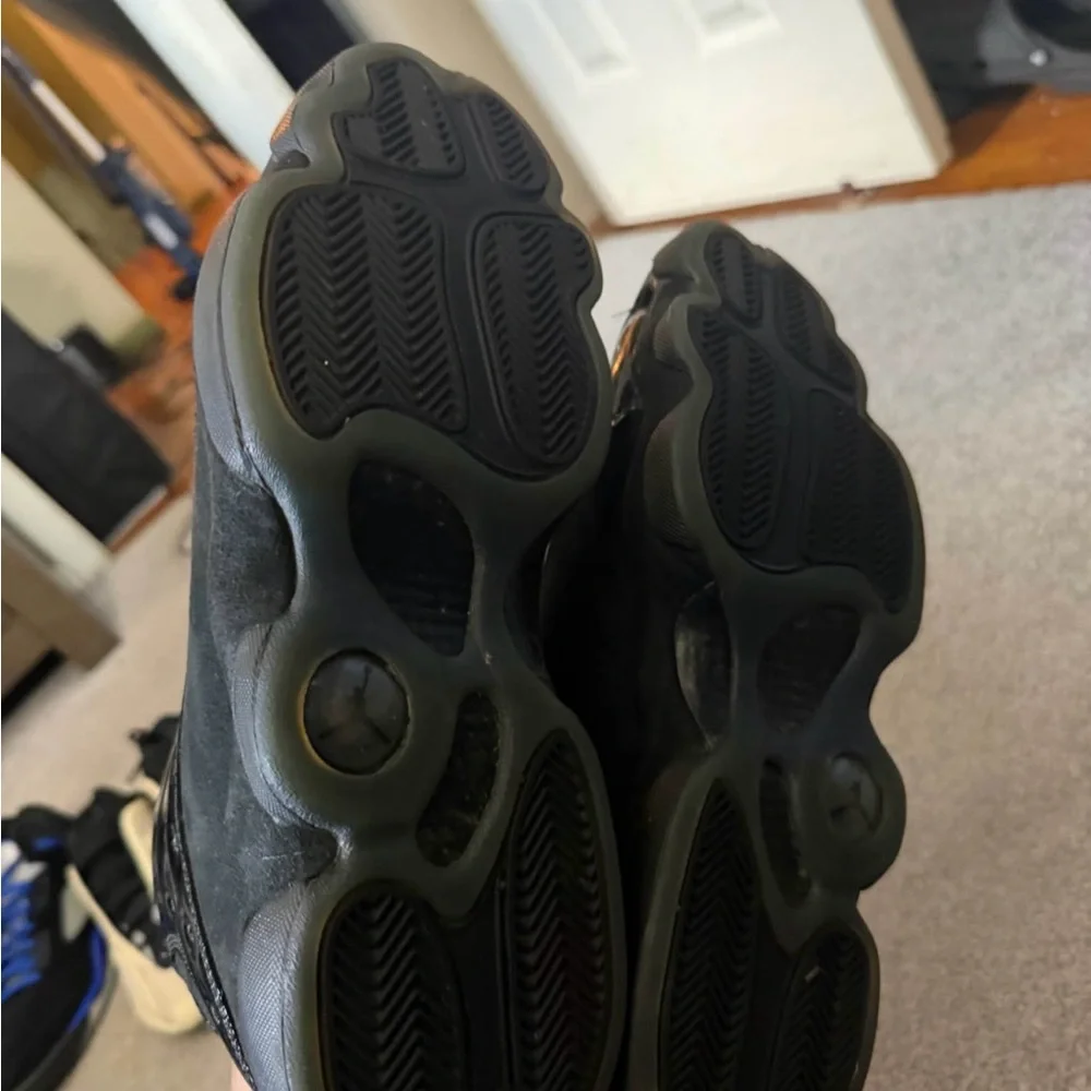 Jordan 13 Cap and Gowns size 11.5